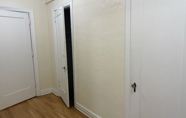 2 beds, 2 baths, 1,303 sqft, $2,150, Unit New King Edward  302