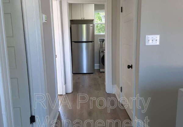 3105 B 2 AVE