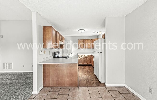 3 beds, 2 baths, $1,575