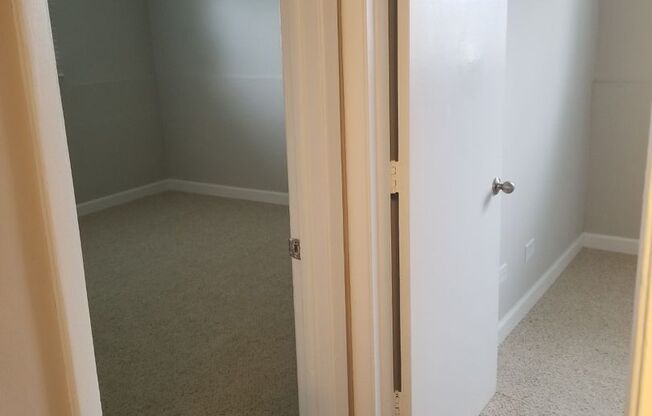 2 beds, 1 bath, 850 sqft, $1,750, Unit 940-317