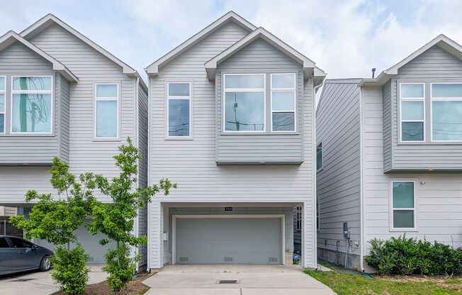 2204 Beall St **Ask about our NO CASH DEPOSIT option!**