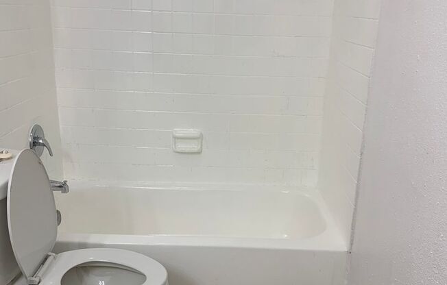 2 beds, 2 baths, $950, Unit # 1118