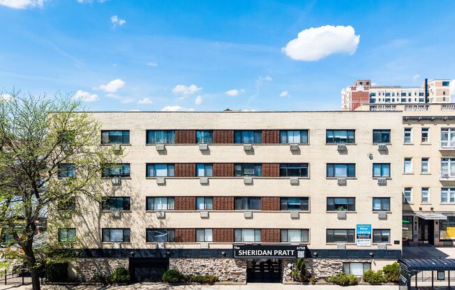 Studio, 1 bath, 298 sqft, $1,450, Unit 247