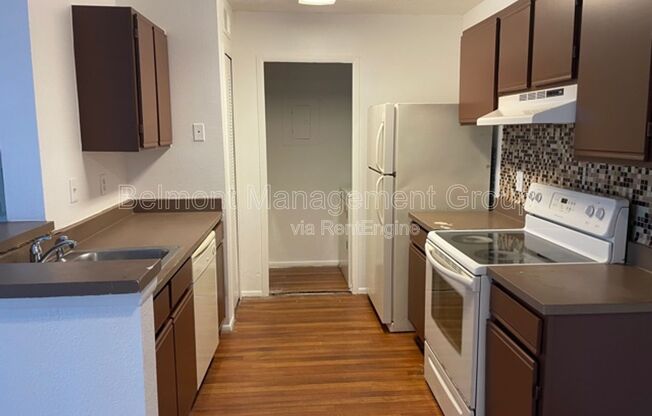 2030 Cascades Blvd. Unit# 201