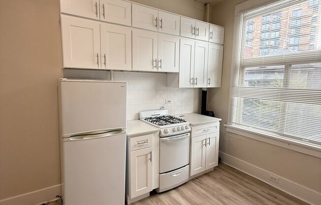 Studio, , 160 sqft, $850, Unit 511