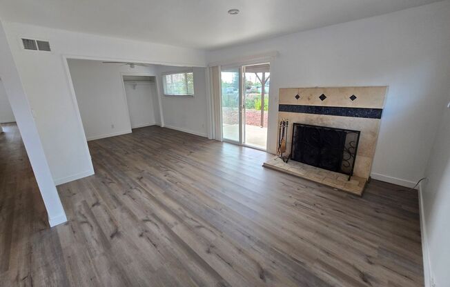 Clairemont 3-Bedroom, 2-Bath--Canyon lot