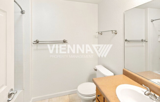 2 beds, 2 baths, 1,057 sqft, $1,995, Unit 1626