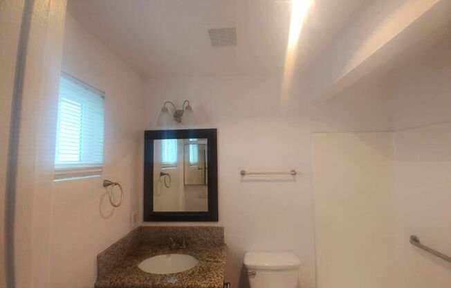 2 beds, 2 baths, 960 sqft, $2,950, Unit 202