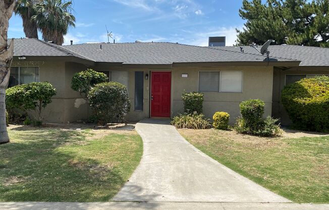 4751 - 4755 MARSHA ST. / 300 S. MONTCLAIR ST.
