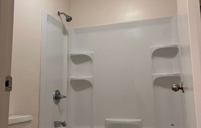 1 bed, 1 bath, 540 sqft, $1,300, Unit 22