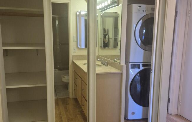 1 bed, 1 bath, 754 sqft, $2,600, Unit 1101