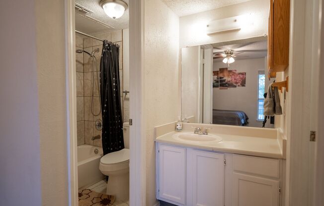 1 bed, 1 bath, $1,399, Unit Apt 122