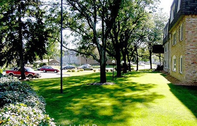 2700-2727 Rhode Island Ave S. (Rhode Island Chateau)