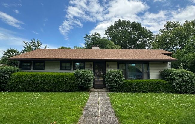 279 MOCKINGBIRD LN
