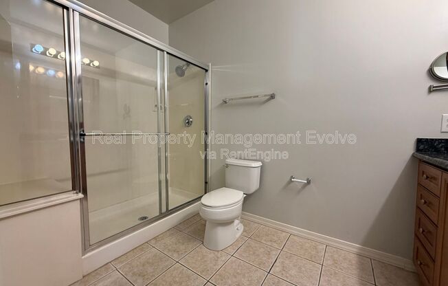 2 beds, 2 baths, 1,238 sqft, $2,175, Unit Unit 2015