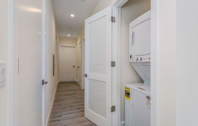 3 beds, 2.5 baths, 1,349 sqft, $4,740, Unit 205