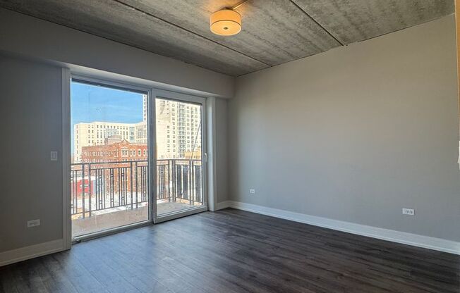 Studio, 1 bath, 418 sqft, $1,900, Unit 952-801