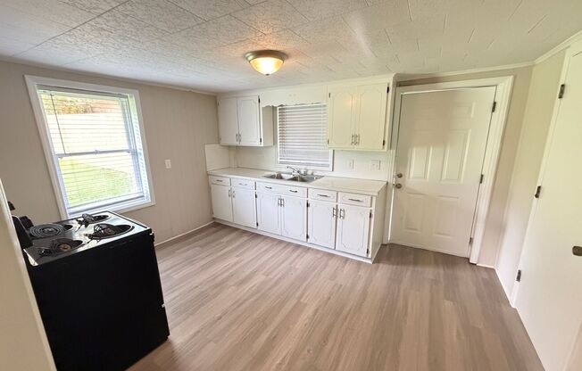 2bd/1ba House off Hwy 3 near Downtown Kannapolis