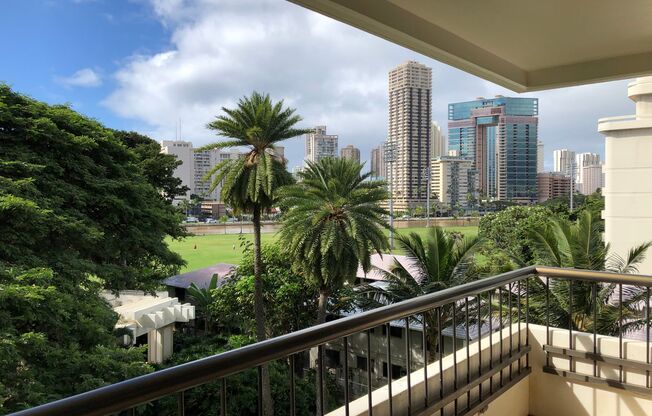 2 beds, 2 baths, $2,700, Unit Marco Polo