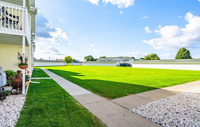 1 bed, 1 bath, 800 sqft, $1,199, Unit 111 - 14