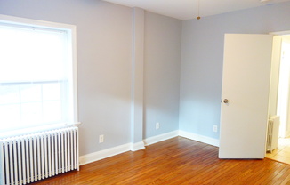 Studio, 1 bath, 350 sqft, $1,225, Unit 1