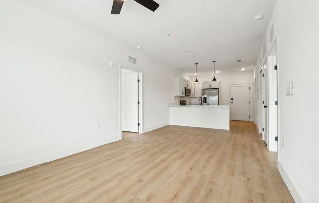 2 beds, 2 baths, 784 sqft, $1,895, Unit 308