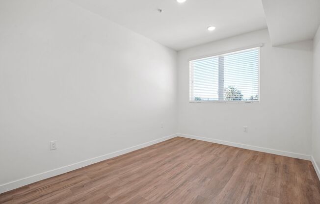 2 beds, 2 baths, 1,079 sqft, $2,850, Unit 207