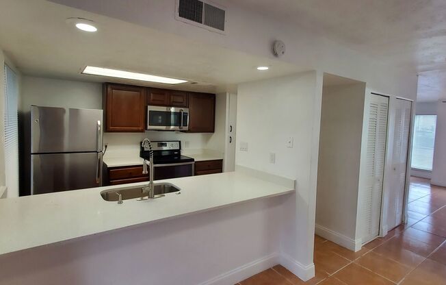 Spacious one bedroom near The Mall of Millenia