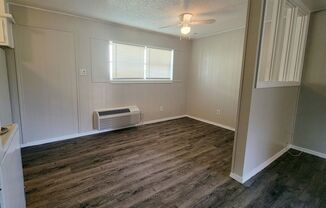 1 bed, 1 bath, 750 sqft, $695