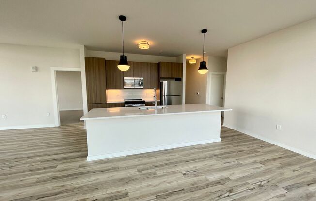 2 beds, 2 baths, 1,285 sqft, $2,118, Unit 327