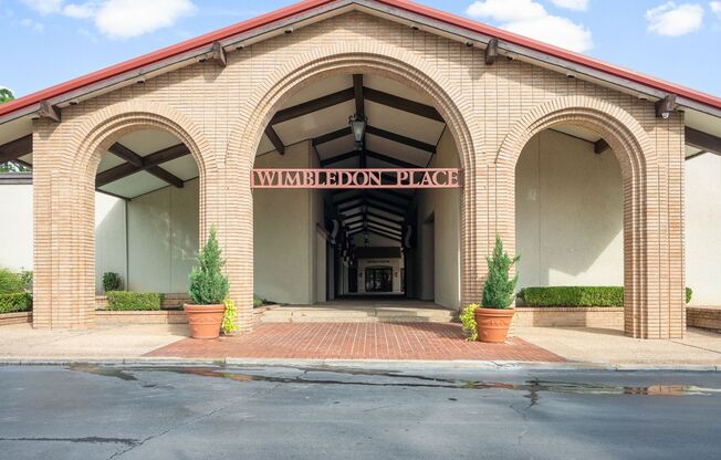 2 beds, 1 bath, 906 sqft, $899, Unit 03-103