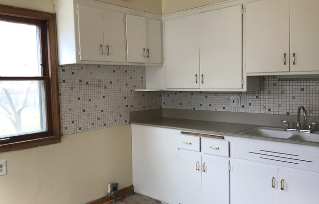 3 Bedroom Single Family Home