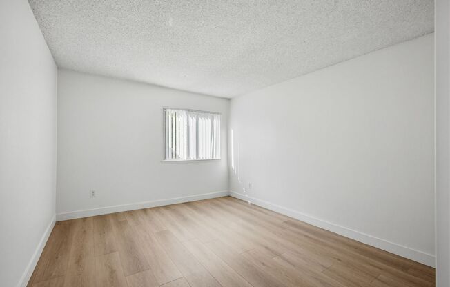 2 beds, 2 baths, 1,044 sqft, $2,895, Unit 204