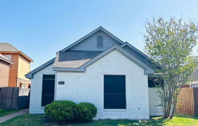 1646 HANCOCK DR