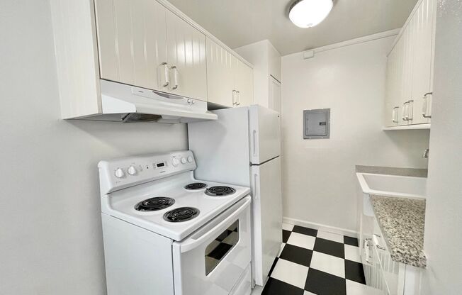 1 bed, 1 bath, $1,495, Unit 06