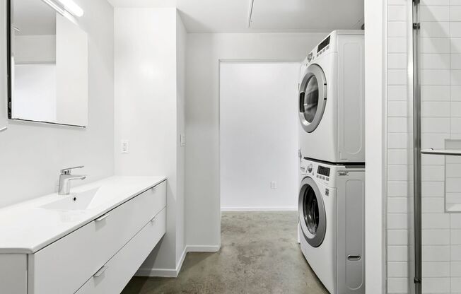 1 bed, 1 bath, 607 sqft, $2,195, Unit 212