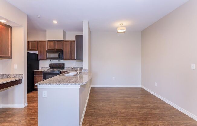 2 beds, 2 baths, 1,039 sqft, $1,616, Unit 1124