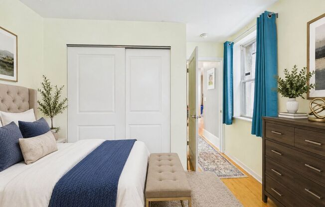 AUGUST 1. Luxury 1BR Graduate Hospital rental with private garden patio.