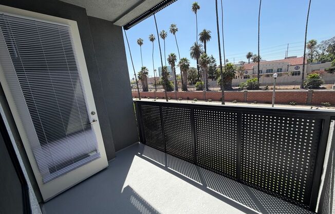 2 beds, 2 baths, 890 sqft, $2,610, Unit 218