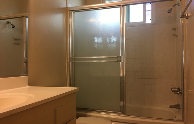 1 bed, 1 bath, $1,595