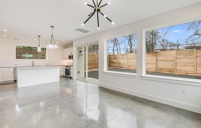 7004 Bennett