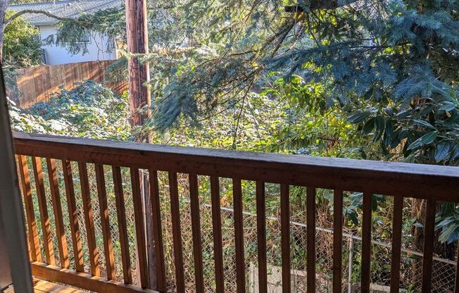 2 beds, 2 baths, 950 sqft, $1,350, Unit 29