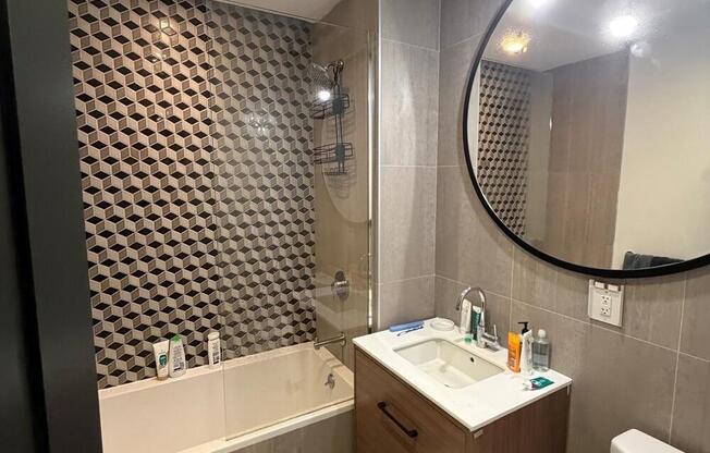 2 beds, 2 baths, $3,500, Unit 1A