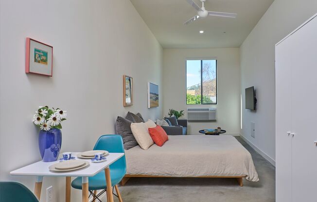 Studio, 1 bath, 299 sqft, $1,695, Unit Unit 37 - Bedroom 4