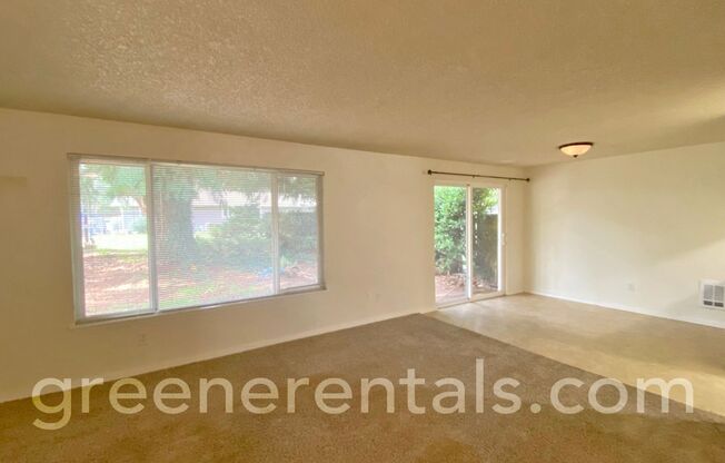 2 beds, 1 bath, 850 sqft, $1,850, Unit A