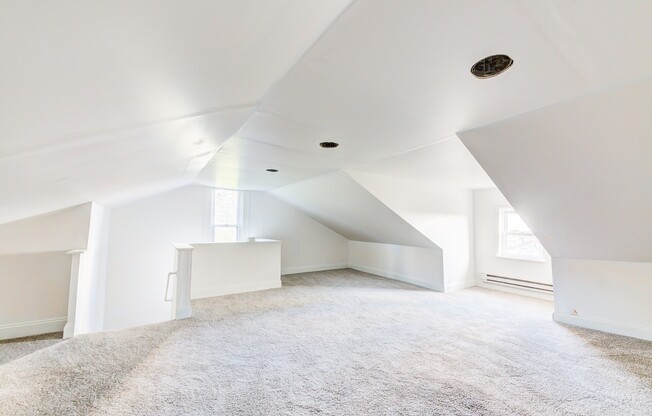 AVAILABLE NOW-  Spacious 3 bedroom with central a/c!