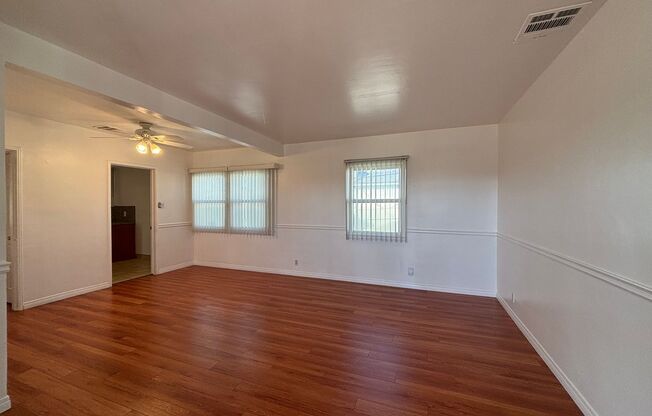 Glenoaks, 625-633 1/2