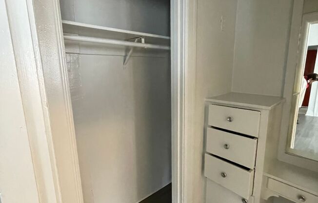 Studio, 1 bath, 525 sqft, $1,595, Unit 512