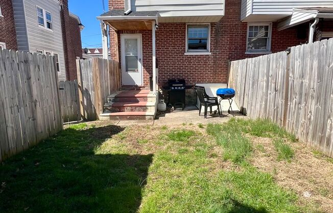 Gorgeous 3-Bedroom Townhome in Parkside! Available NOW!