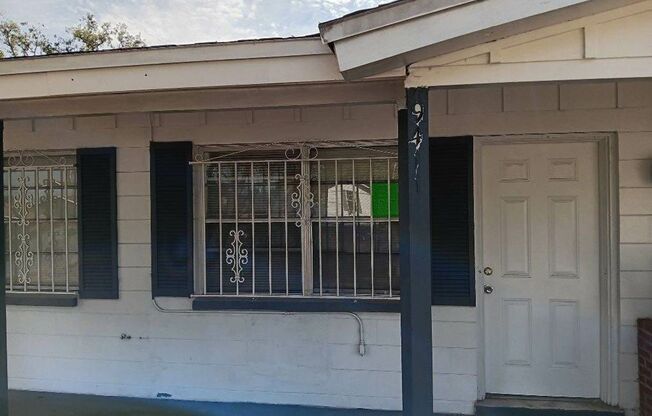 9409-9411 N 9th Street, Tampa, FL 33612